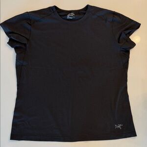 Arc'teryx Women's Black Short Sleeve Tee